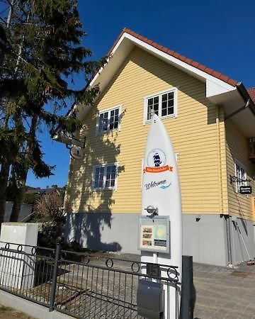Haus Stoertebeker Appartements - Hotel Garni, Seebad ลุบมิน ภายนอก รูปภาพ
