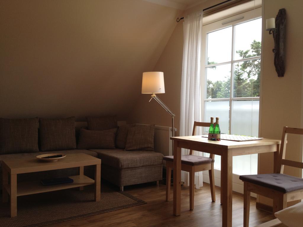 Haus Stoertebeker Appartements - Hotel Garni, Seebad ลุบมิน ห้อง รูปภาพ