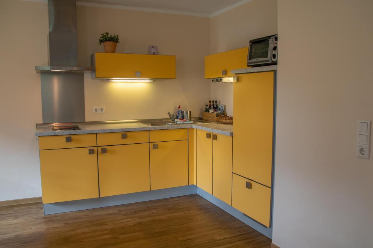 Haus Stoertebeker Appartements - Hotel Garni, Seebad ลุบมิน ภายนอก รูปภาพ